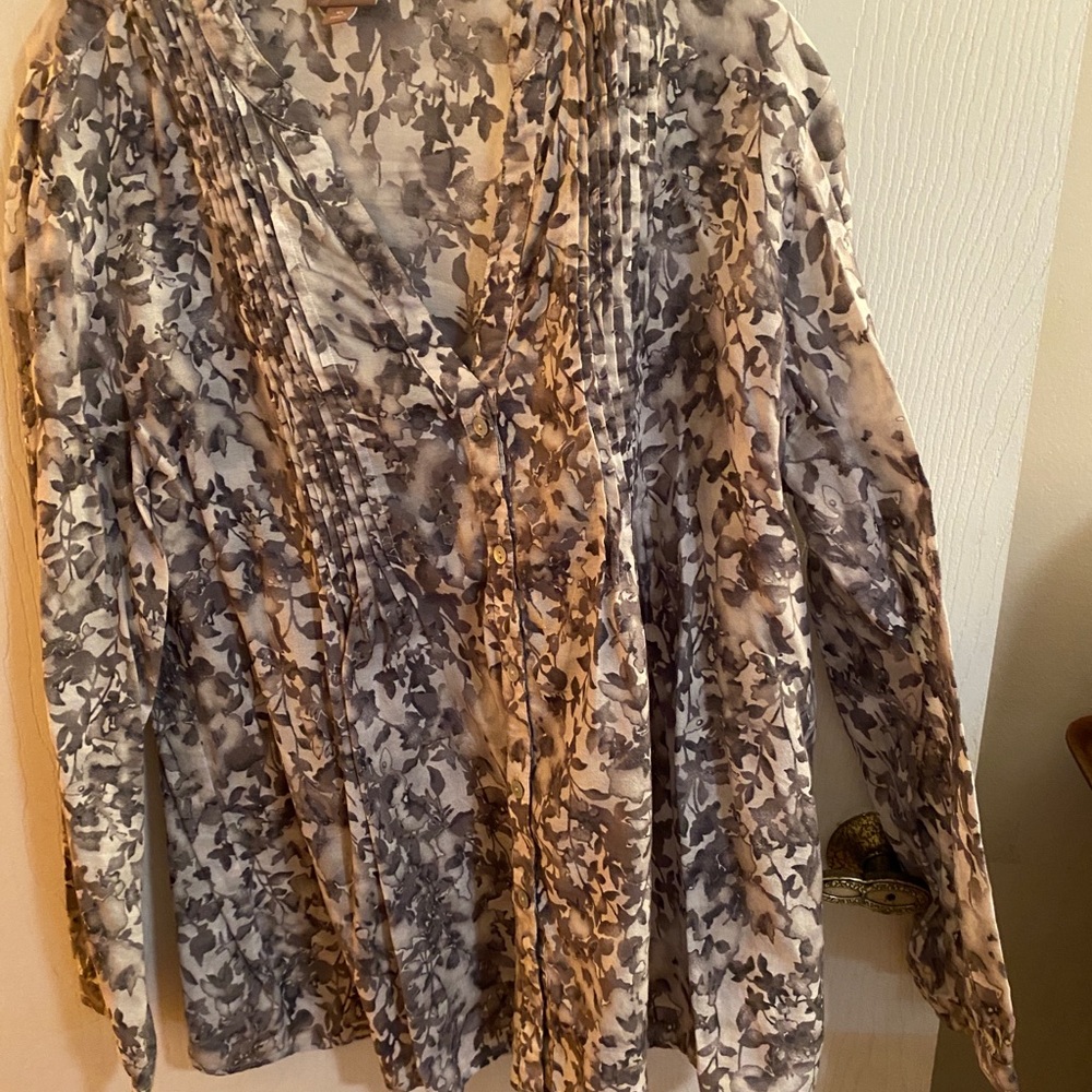 J. Jill long-sleeved gray tunic top